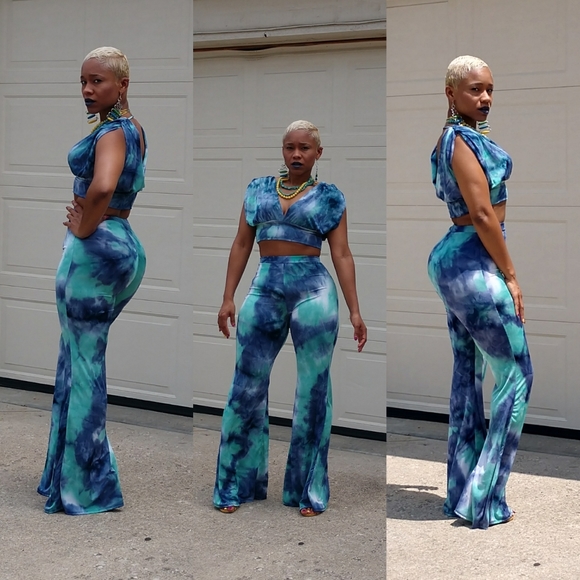 Set - Picture 1 of 1